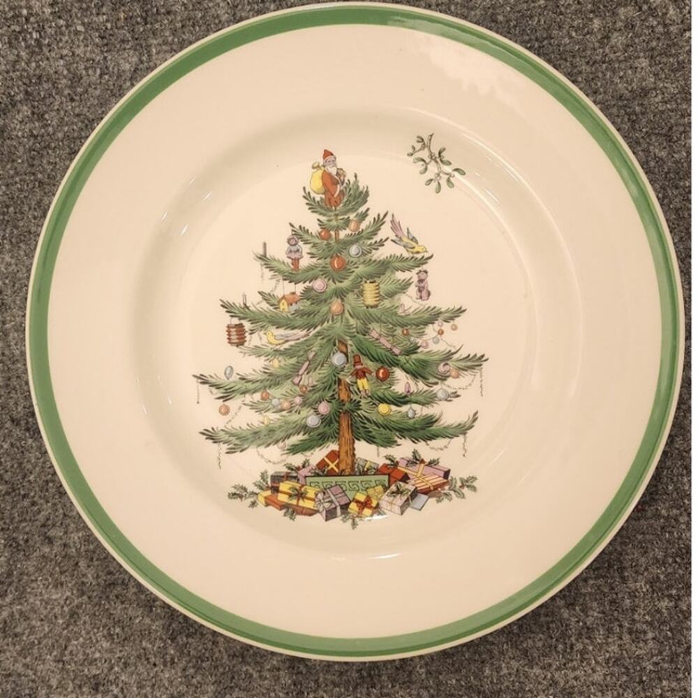 Spode Christmas Tree Dinner Plate 10 Inch S3324-A6 Fine China Holiday Vintage